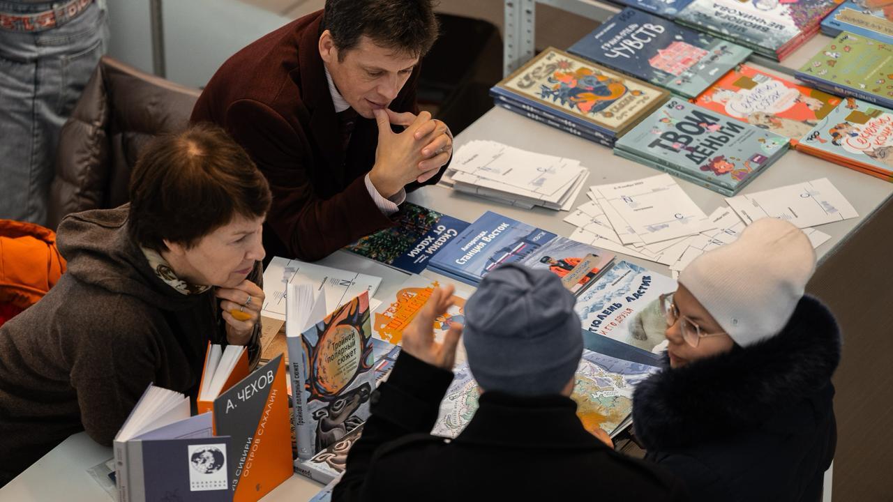 В Мурманске открылся первый Северный фестиваль современной культуры "Смены"